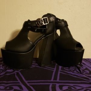 Killstar crucifreak mules